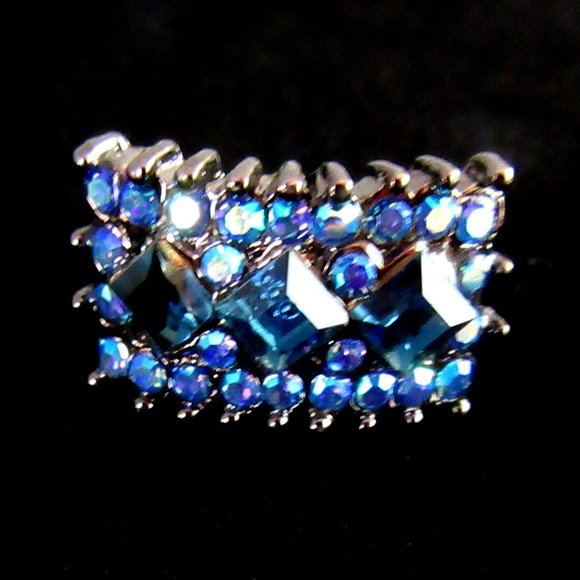 Blue rhinestone adjustable cocktail ring size 6 1/2 NEW - September birthstone - Picture 8 of 11
